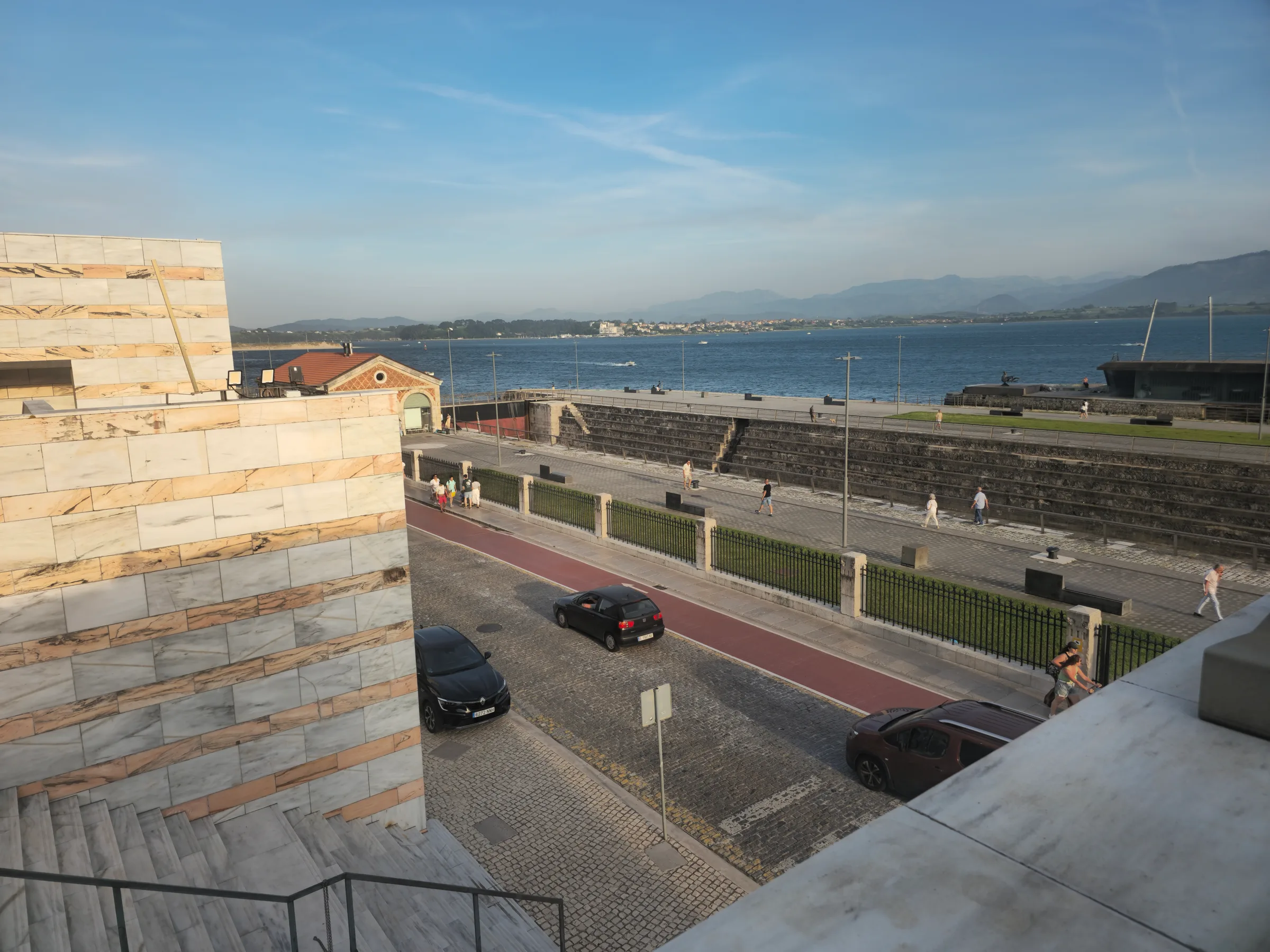 Centro de Santander visto desde el paseo maritimo